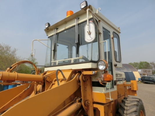 ขาย รถตัก KOMATSU 510 กรองเดี่ยว ซีเรียลสูง 16,914 นำเข้าจากญี่ปุ่น 090-986-2521 อ๊อบ