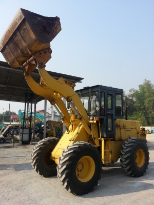 KOMATSU 515 จากญี่ปุ่นถึงไทยแล้วครับ ราคาพิเศษ 090-986-2521 อ๊อบ KOMATSU 515 จากญี่ปุ่นถึงไทยแล้วครับ ราคาพิเศษ 090-986-2521 อ๊อบ