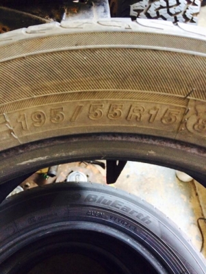 ยางขอบ 15" 195/55R15 ยางปี 13 Yokohama BluEarth   สภาพสวยๆทั้ง4 เส้น ยางยังนิ่มอยู่ครับ ดอกเต็ม ขาย 2,800 บาท  สนใจ โทร 062-121-9299 / 088-022-3848 ID Line : thidasasa https://www.facebook.com/thanintonyang