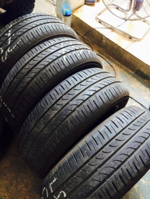 ยางขอบ 15" 195/55R15 ยางปี 13 Yokohama BluEarth   สภาพสวยๆทั้ง4 เส้น ยางยังนิ่มอยู่ครับ ดอกเต็ม ขาย 2,800 บาท  สนใจ โทร 062-121-9299 / 088-022-3848 ID Line : thidasasa https://www.facebook.com/thanintonyang