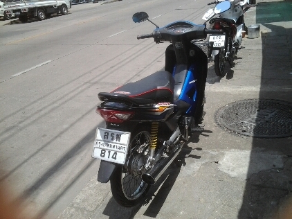 เวฟ100sปี51ตาทเท้า