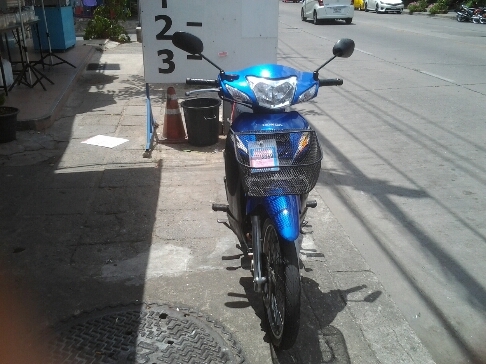 เวฟ100sปี51ตาทเท้า