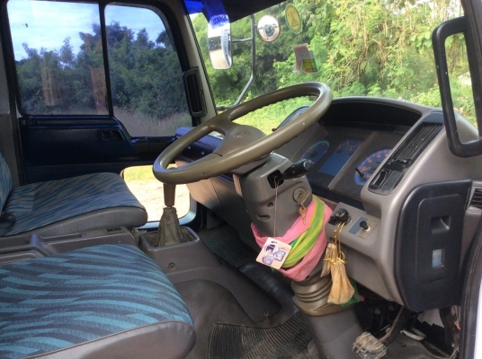 HINO FB4J กะบะเลส พวงมาลัยพาว์เวอร์ เครื่องดี ยางดี ครัทซีสวย แอร์พร้อมใช้งาน ขาย 590,000 บาท (ติดต่อ ศุภากร 081-4252943)