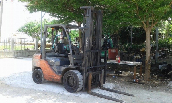 ขายด่วนรถยก 3.0 ตัน TOYOTA 70-8FDJ30