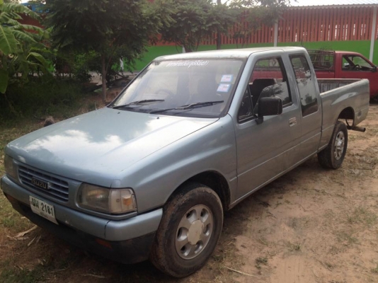 ขายครับ เครื่อง87ปี33 เครื่องดีมากครับ พาเวอร์โรงงาน แอร์มี ตีเก็บสี. แต่ไม่มีผุ  เอกสารครบ ราคา73000 สนใจ0930693225 สารคาม