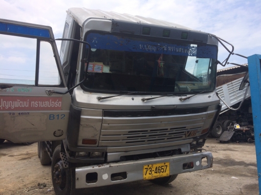 นิสันPE6 เครื่อง290ราคาต่อรองได้ครับรถสวยพร้อมใช้ต่อรองได้ครับ