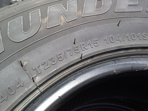 Thunderer AT 235/75/15 ปลายปี12 สวยๆ 1ชุด Thunderer AT 235/75/15 ปลายปี12 สวยๆ 1ชุด