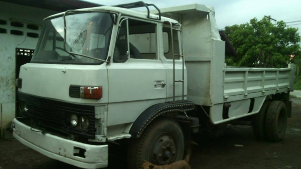 6 ล้อดัมพ์ mitsubishi ยาง900 ราคาเอาเงินดาวคืน 50000 ค้างค่างวด 4 งวด งวดละ 10300 บาท เมื่อชำระงวดค้างแล้ว ต้องผ่อนต่อกับไฟแนน์อีก 43 งวด เครื่อง 6BB145 แรง เฟืองท้ายใหญ่มีสโลว์ สนใจติดต่อ 0835601591 หรือ 0903494058