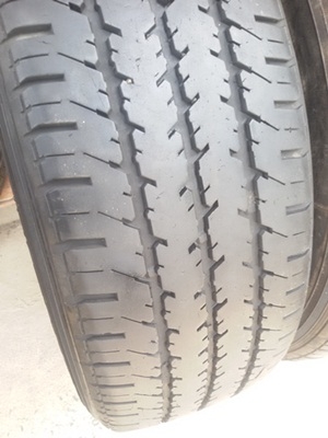 ขายยาง215 R14C xu 13MICHERLINE XCD  2 เส้น