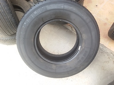 ขายยาง215 R14C xu 13MICHERLINE XCD  2 เส้น