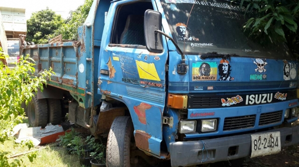 รถดั้ม115ประกอบ มีสโลกลาง Fหน้า-หลัง พวงมาลัยพาวเวอร์