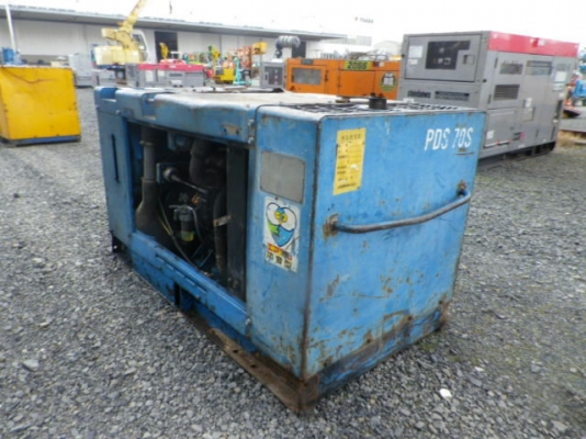 ขายปั๊มลมแอร์แมน เครื่องยนต์ดีเซล3สูบ ปั๊มลมเร็ว เหมาะสำหรับใช้งานก่อสร้าง งานช่างทั่วไป พร้อมใช้งาน ราคา 49000