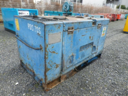 ขายปั๊มลมแอร์แมน เครื่องยนต์ดีเซล3สูบ ปั๊มลมเร็ว เหมาะสำหรับใช้งานก่อสร้าง งานช่างทั่วไป พร้อมใช้งาน ราคา 49000