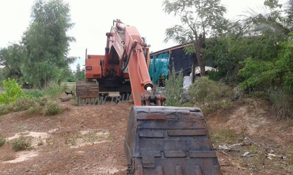 รถแบคโฮ ยี่ห้อ DAEWOO  รุ่น DH220LC  ปีจดทะเบียน 2540