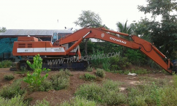 รถแบคโฮ ยี่ห้อ DAEWOO  รุ่น DH220LC  ปีจดทะเบียน 2540