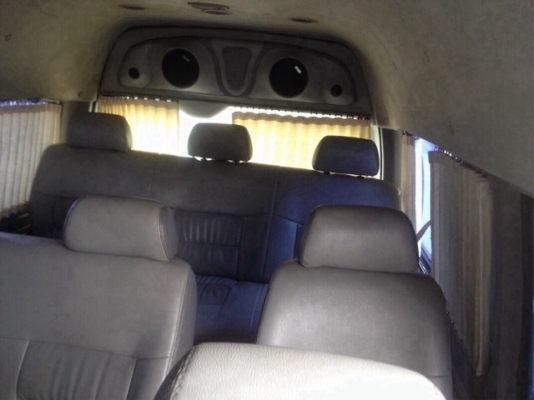 ยี่ห้อ - รุ่น	ขาย !!!!!!! TOYOTA commuter 2010 2553 5แสนกว่าก็พอ NGV มี2คันครับ มือเดียว