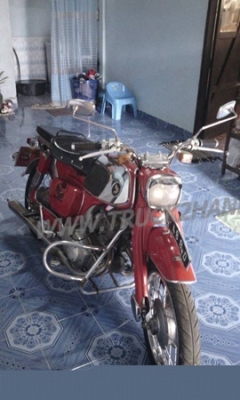 รถมอเตอร์ไซค์โบราณ ยี่ห้อ HONDA