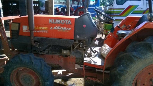 **275,000 บ.ต่อรอง/// รถไถ KUBOTA L4508Di Special **ขาย KUBOTA 4WD 45แรง รถไถ2เพลา 4WD เดิมๆ บางๆ KUBOTA L4508Di Special 4WD เครื่องเดิม เกียร์เดิม ปั้มเดิมๆ ครับ ใช้งาน 2,xxx ชั่วโมง เครื่องดี แน่นดี ปั้มดี แรง ไม่หอบ เครื่อง/เกียร์เดิม ไม่เคยแกะ เกียร์ด **275,000 บ.ต่อรอง/// รถไถ KUBOTA L4508Di Special **ขาย KUBOTA 4WD 45แรง รถไถ2เพลา 4WD เดิมๆ บางๆ KUBOTA L4508Di Special 4WD เครื่องเดิม เกียร์เดิม ปั้มเดิมๆ ครับ ใช้งาน 2,xxx ชั่วโมง เครื่องดี แน่นดี ปั้มดี แรง ไม่หอบ เครื่อง/เกียร์เดิม ไม่เคยแกะ เกียร์ด