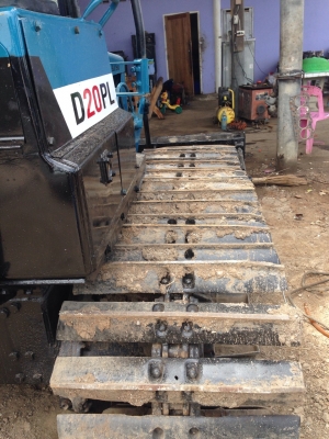 ขายรถแทรคเตอร์ KOMATSU D20PL-5 ตีนเป็ดกว้าง 70 เซนติเมตร ราคา 160000