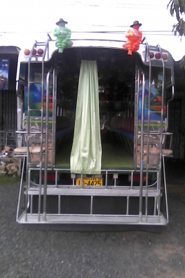 รถสองแถว