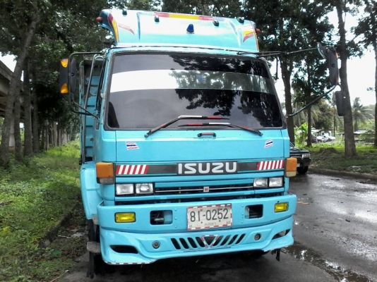 ขายรถบรรทุก 10 ล้อดัมพ์ ISUZU ROCKY 195 แรงม้า ราคา 870000