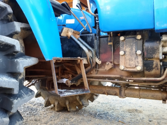 ปัญญาแทรคเตอร์..จัดมาให้ครับ ด่วน!! แชมป์MX5900 4WD ตัวเปล่า สภาพเดิมๆ จัดส่ง อ.อู่ทอง จ.สุพรรณบุรี