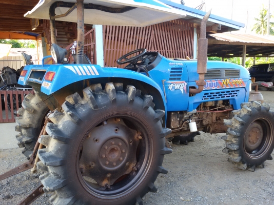 ปัญญาแทรคเตอร์..จัดมาให้ครับ ด่วน!! แชมป์MX5900 4WD ตัวเปล่า สภาพเดิมๆ จัดส่ง อ.อู่ทอง จ.สุพรรณบุรี