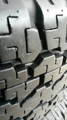 บริดโตน245/70/16