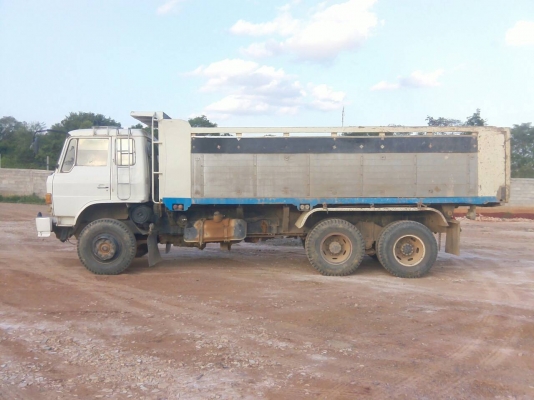 สิบล้อมือสอง/  Hino Sumo 227 EM100 ช่วงล่าง ZM 10 น๊อตเต็มพร้อม