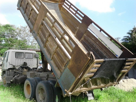 รถฮีโน่ 10 ล้อดั้ม FM3M  240 แรงม้า. ปี 38     สนใจติดต่อ  081 - 6079515