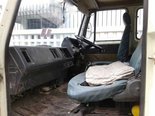 รถฮีโน่ 10 ล้อดั้ม FM3M  240 แรงม้า. ปี 38     สนใจติดต่อ  081 - 6079515