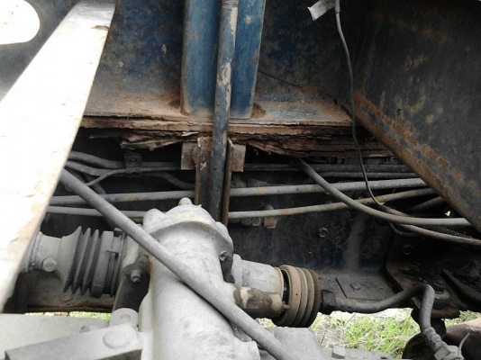 รถฮีโน่ 10 ล้อดั้ม FM3M  240 แรงม้า. ปี 38     สนใจติดต่อ  081 - 6079515