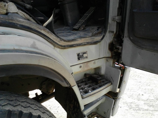 รถฮีโน่ 10 ล้อดั้ม FM3M  240 แรงม้า. ปี 38     สนใจติดต่อ  081 - 6079515