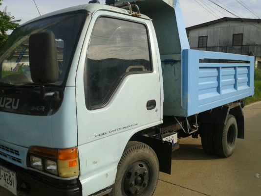 ขายรถบรรทุก 6 ล้อดัมพ์เล็ก ISUZU NKR 88 แรงม้าปี 2541 ราคา 350000