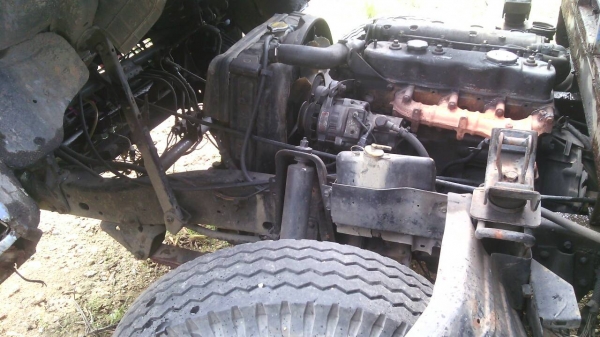 รถอีซูซุ 6 ล้อดั้ม NPR  110 แรงม้า.     สนใจติดต่อ  081 - 6079515