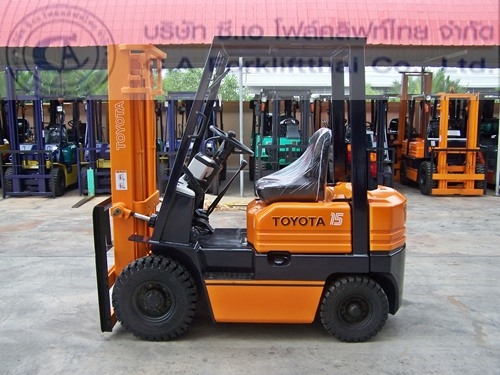 ขายรถ โฟล์คลิฟท์ TOYOTA รุ่น 5FD15