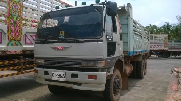 ขาย 10 ล้อดั้ม HINO FM1M วางเครื่อง K13C เทอร์โบอินเตอร์ 340 แรงม้า เกียร์ Easton มีระบบลากพ่วง คัสซีสวยตลอดเส้น ดั้มสามมิตร ทะเบียนพร้อมโอนครับ