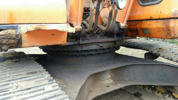 ขายรถแบคโฮ DOOSAN 220LC-V เอกสารอินวอย ไมล์ 6100 ขม.ราคา 650000