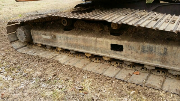 ขายรถแบคโฮ DOOSAN 220LC-V เอกสารอินวอย ไมล์ 6100 ขม.ราคา 650000