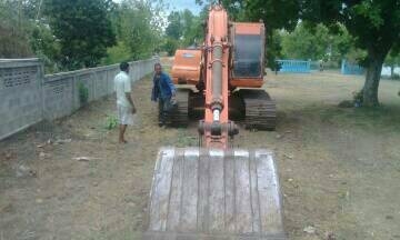 ขายรถแบคโฮ DOOSAN 220LC-V เอกสารอินวอย ไมล์ 6100 ขม.ราคา 650000