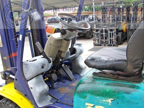 ขาย รถโฟล์คลิฟท์ KOMATSU รุ่น FD30T-12