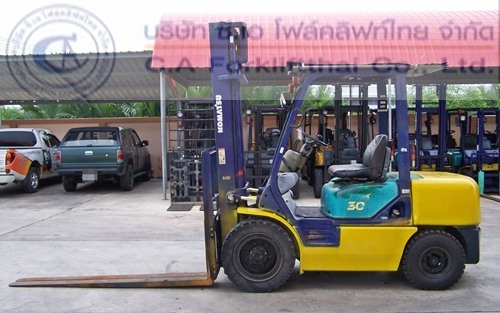 ขาย รถโฟล์คลิฟท์ KOMATSU รุ่น FD30T-12