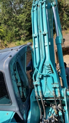 ขายรถแบคโฮ KOBELCO SK200-8 YN12 super เอกสารเล่ม ไมล์ 8121 ชม.ราคา 2050000