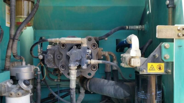 ขายรถแบคโฮ KOBELCO SK200-8 YN12 super เอกสารเล่ม ไมล์ 8121 ชม.ราคา 2050000