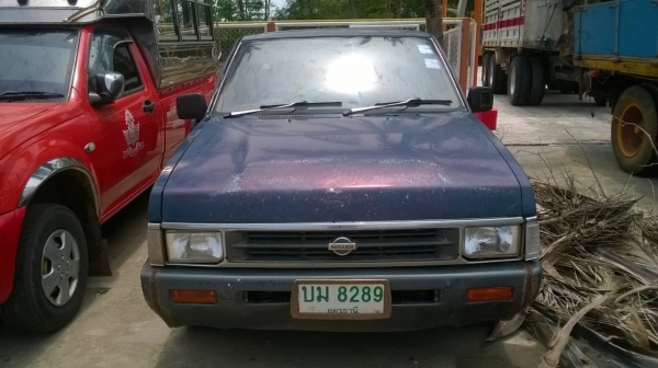 ขาย NISSAN BIG M ปี1995/2538 จอโค้ง วางเครื่อง SR20 ติดแก๊ส NGV คัสซีสวย หน้าเดิม สีบางเดิม ทะเบียนพร้อมโอน