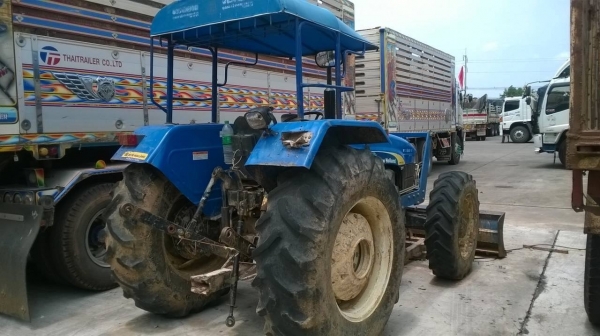 ขายรถไถ NEWHOLLAND TT75 สองเพลา ออกห้างปี 54 เอกสารเล่มทะเบียน อุปกรณ์ผานดันหน้าอย่างเดียว ราคามาคุยกันครับ ขายรถไถ NEWHOLLAND TT75 สองเพลา ออกห้างปี 54 เอกสารเล่มทะเบียน อุปกรณ์ผานดันหน้าอย่างเดียว ราคามาคุยกันครับ