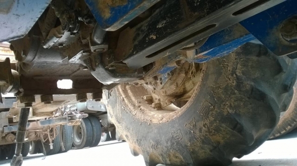 ขายรถไถ NEWHOLLAND TT75 สองเพลา ออกห้างปี 54 เอกสารเล่มทะเบียน อุปกรณ์ผานดันหน้าอย่างเดียว ราคามาคุยกันครับ ขายรถไถ NEWHOLLAND TT75 สองเพลา ออกห้างปี 54 เอกสารเล่มทะเบียน อุปกรณ์ผานดันหน้าอย่างเดียว ราคามาคุยกันครับ