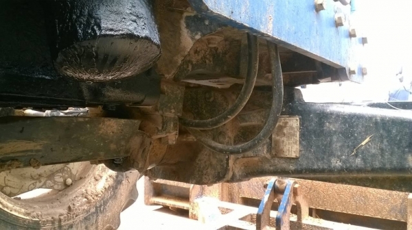 ขายรถไถ NEWHOLLAND TT75 สองเพลา ออกห้างปี 54 เอกสารเล่มทะเบียน อุปกรณ์ผานดันหน้าอย่างเดียว ราคามาคุยกันครับ ขายรถไถ NEWHOLLAND TT75 สองเพลา ออกห้างปี 54 เอกสารเล่มทะเบียน อุปกรณ์ผานดันหน้าอย่างเดียว ราคามาคุยกันครับ