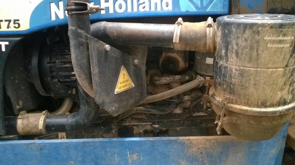 ขายรถไถ NEWHOLLAND TT75 สองเพลา ออกห้างปี 54 เอกสารเล่มทะเบียน อุปกรณ์ผานดันหน้าอย่างเดียว ราคามาคุยกันครับ ขายรถไถ NEWHOLLAND TT75 สองเพลา ออกห้างปี 54 เอกสารเล่มทะเบียน อุปกรณ์ผานดันหน้าอย่างเดียว ราคามาคุยกันครับ