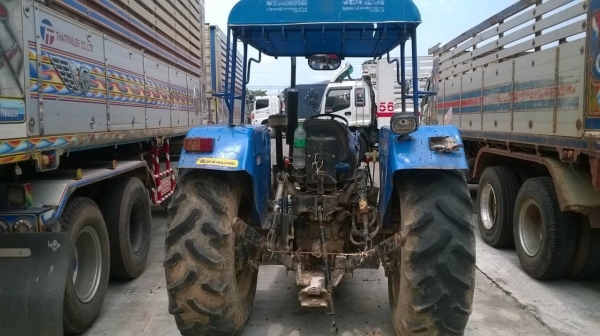 ขายรถไถ NEWHOLLAND TT75 สองเพลา ออกห้างปี 54 เอกสารเล่มทะเบียน อุปกรณ์ผานดันหน้าอย่างเดียว ราคามาคุยกันครับ ขายรถไถ NEWHOLLAND TT75 สองเพลา ออกห้างปี 54 เอกสารเล่มทะเบียน อุปกรณ์ผานดันหน้าอย่างเดียว ราคามาคุยกันครับ